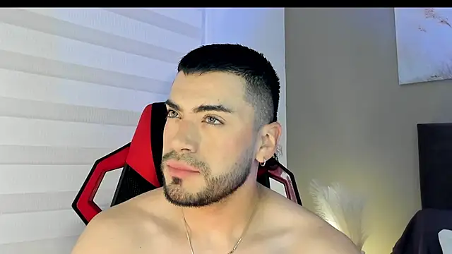 Alexander Diazz online show from 04-25-26, 02:14