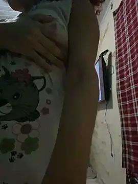 nandinharuivinha22 online show from 04-08-26, 12:54