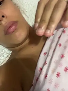 nandinharuivinha22 online show from 04-15-26, 11:50