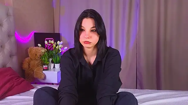 SharonBrowns online show from 04-20-26, 05:37