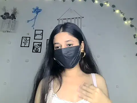 Snapshot of HOT_SNEHA4 chatting on 05-05-26, 05:37 HOT SNEHA4 online show from 05-05-26, 05:37