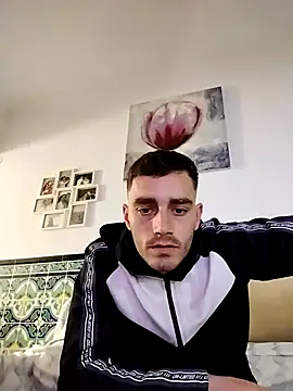 Snapshot of locuraypasion00 chatting on 04-07-26, 01:22 locuraypasion00 online show from 04-07-26, 01:22