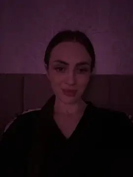 Snapshot of AlinaLove3213 chatting on 06-16-26, 06:21 AlinaLove3213 online show from 06-16-26, 06:21