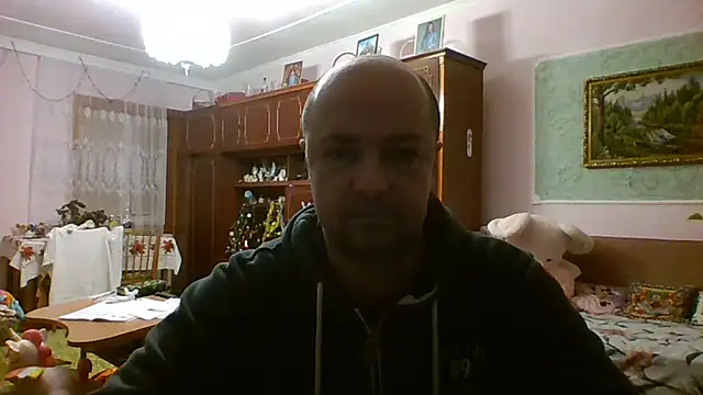 Luceriusbigass online show from 12-04-25, 05:54