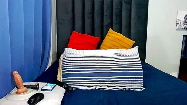 SexyMiaC online show from 07-06-26, 06:10