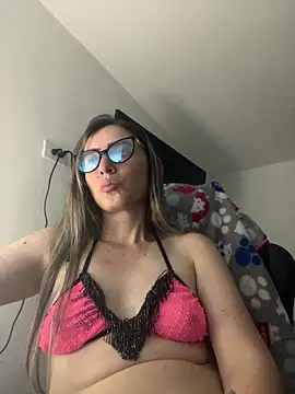 BellaTxM  online show from 04-21-26, 02:04