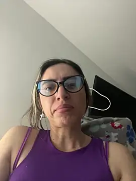 BellaTxM  online show from 04-22-26, 02:47