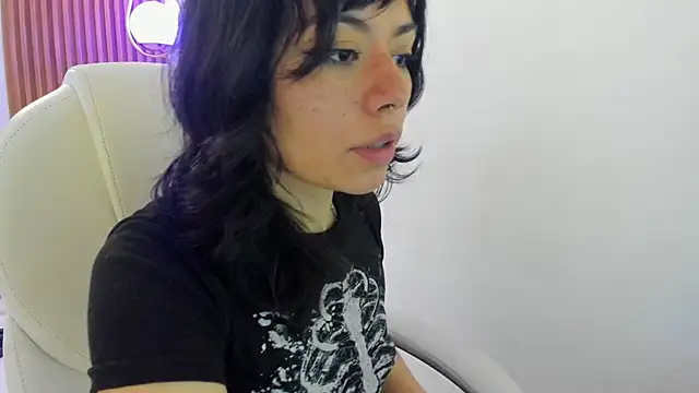 ghostmila online show from 04-13-26, 04:12
