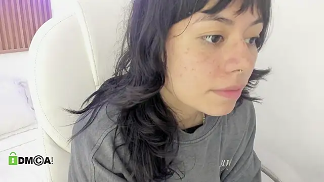 ghostmila online show from 05-11-26, 04:04