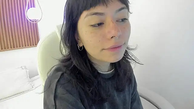 ghostmila online show from 05-21-26, 01:40