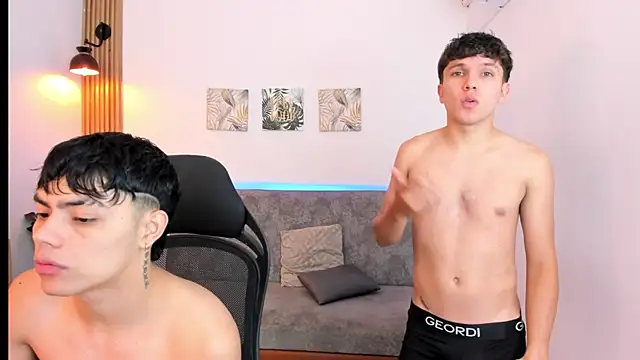 Seductive BoysW online show from 04-28-26, 09:09
