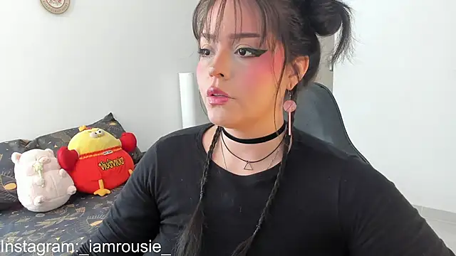  iamrousie  online show from 05-20-26, 01:17
