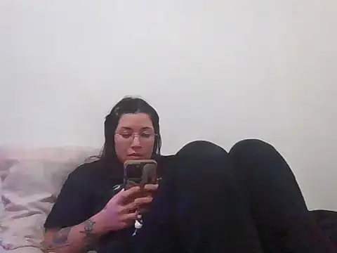 cherryxxox online show from 04-26-26, 10:51