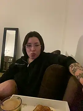 cherryxxox online show from 05-01-26, 09:41