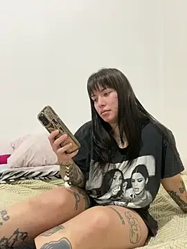 cherryxxox online show from 05-12-26, 12:19