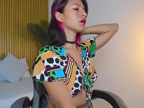 rosalita4  online show from 04-13-26, 07:19