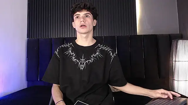 Logan Steel online show from 04-17-26, 04:37