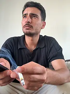 Snapshot of Serttssikici chatting on 07-24-26, 04:27 Serttssikici online show from 07-24-26, 04:27