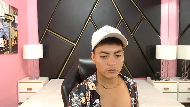 Snapshot of Juan_saul1 chatting on 04-23-26, 12:29 Juan saul1 online show from 04-23-26, 12:29