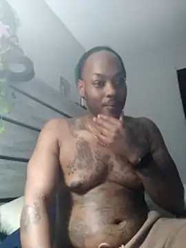 Snapshot of zdaddymm chatting on 06-10-26, 03:39 zdaddymm online show from 06-10-26, 03:39