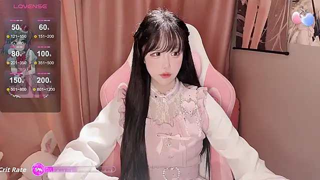 Snapshot of Suer-X chatting on 06-03-26, 08:39 Suer-X online show from 06-03-26, 08:39