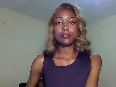 HotSkinnyLady online show from 07-10-26, 08:50