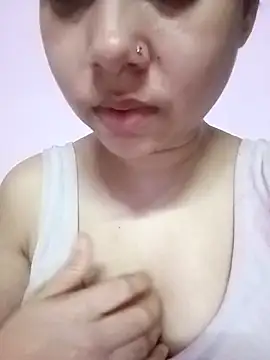 Hot Soniya 08 online show from 05-04-26, 07:32