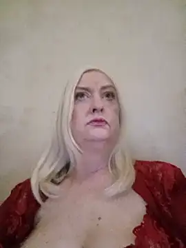 Julia20X online show from 05-23-26, 09:35