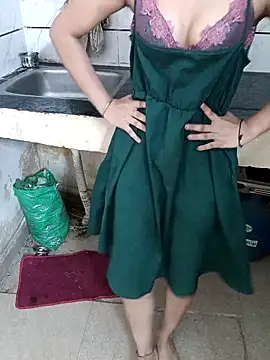 Snapshot of Baby-Doll_ chatting on 05-09-26, 03:56 Baby-Doll online show from 05-09-26, 03:56