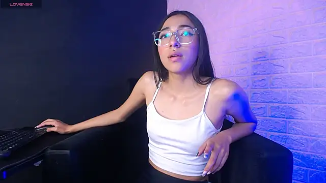 Violett1126 online show from 07-07-26, 07:23