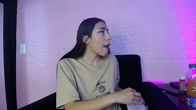 Violett1126 online show from 07-15-26, 05:02