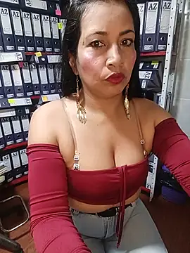 ZOE-WILDER  online show from 06-13-26, 11:08