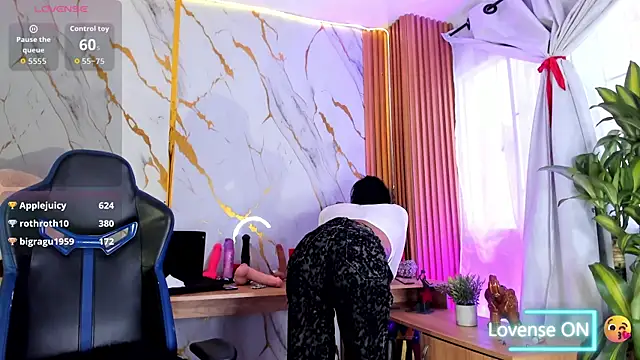 Dafne kee online show from 04-15-26, 08:09