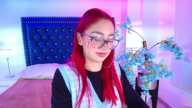 Snapshot of Amelie_adams chatting on 06-02-26, 11:23 Amelie adams online show from 06-02-26, 11:23