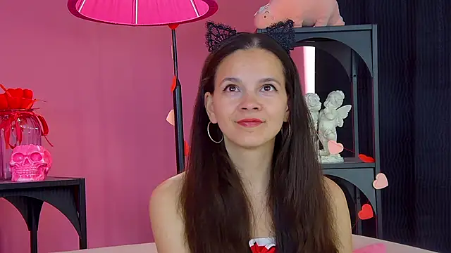 LeonaLane online show from 05-19-26, 06:31