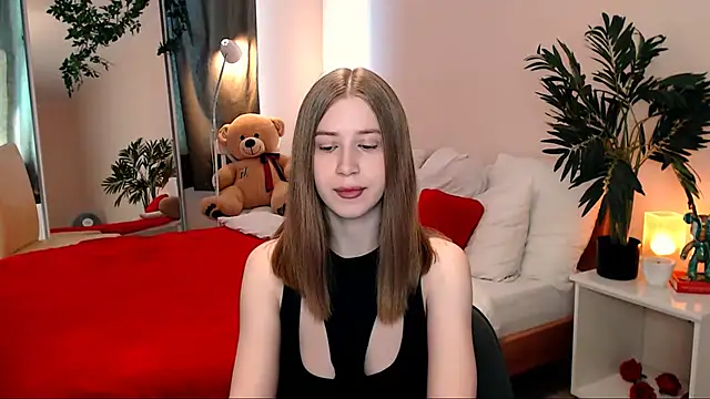 Snapshot of cheeky_chick chatting on 05-25-26, 01:17 cheeky chick online show from 05-25-26, 01:17
