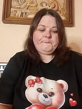 Snapshot of Dear_Natalia chatting on 04-18-26, 02:32 Dear Natalia online show from 04-18-26, 02:32