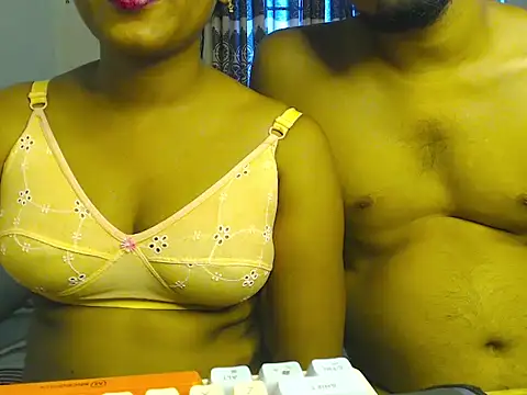 VelvetCoupleLive online show from 06-27-26, 09:25