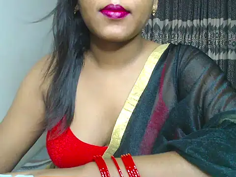VelvetCoupleLive online show from 06-30-26, 03:57