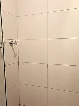 Snapshot of Leilany_sexy chatting on 04-14-26, 05:52 Leilany sexy online show from 04-14-26, 05:52