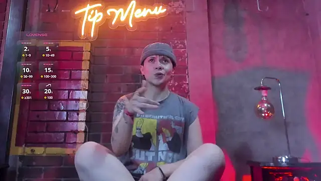 Snapshot of MissaelRossi chatting on 04-11-26, 07:40 MissaelRossi online show from 04-11-26, 07:40