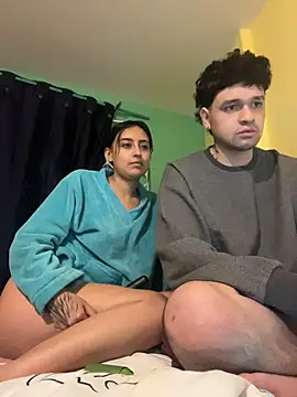 Snapshot of hotlatinocouple__ chatting on 06-25-26, 05:34 hotlatinocouple online show from 06-25-26, 05:34