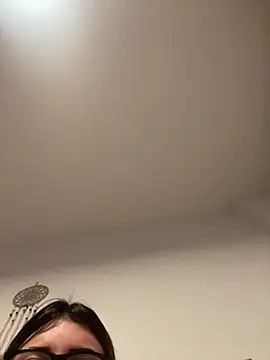 Snapshot of coraima333 chatting on 04-08-26, 09:26 coraima333 online show from 04-08-26, 09:26