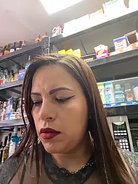 MIA ROSSEEE online show from 05-04-26, 01:51