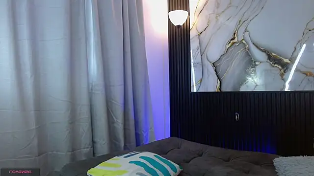 triiangel latinboy online show from 05-11-26, 02:45