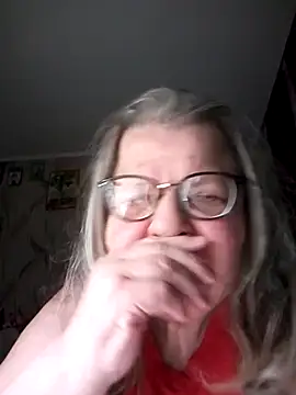 Snapshot of MartaMia68 chatting on 05-05-26, 06:27 MartaMia68 online show from 05-05-26, 06:27