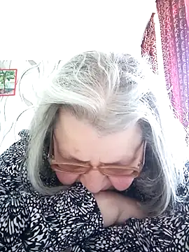 Snapshot of MartaMia68 chatting on 05-11-26, 02:45 MartaMia68 online show from 05-11-26, 02:45