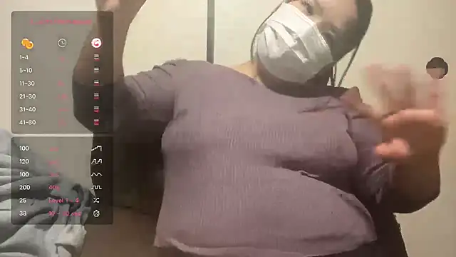 runa-chan- online show from 04-14-26, 10:21