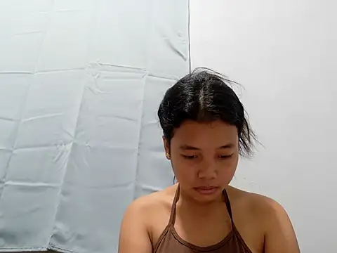 Snapshot of Pinaysweetgirl chatting on 05-16-26, 11:09 Pinaysweetgirl online show from 05-16-26, 11:09