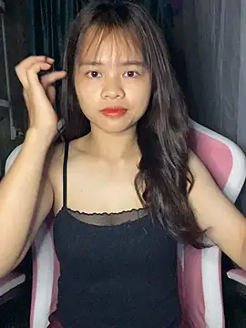 mayha11 online show from 04-18-26, 01:37